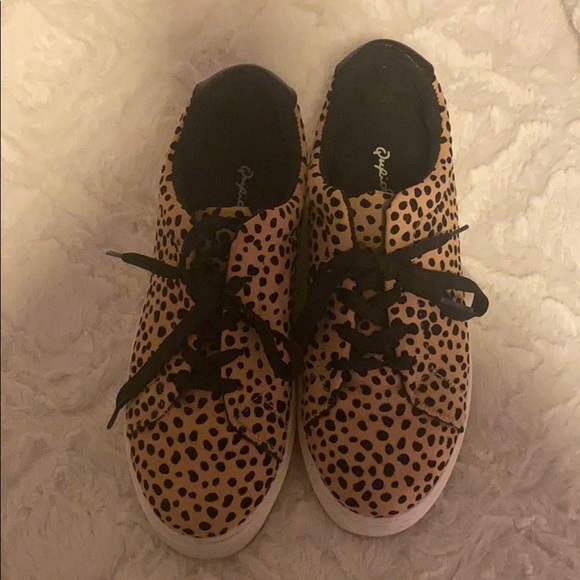 qupid cheetah sneakers! - Picture 4 of 4